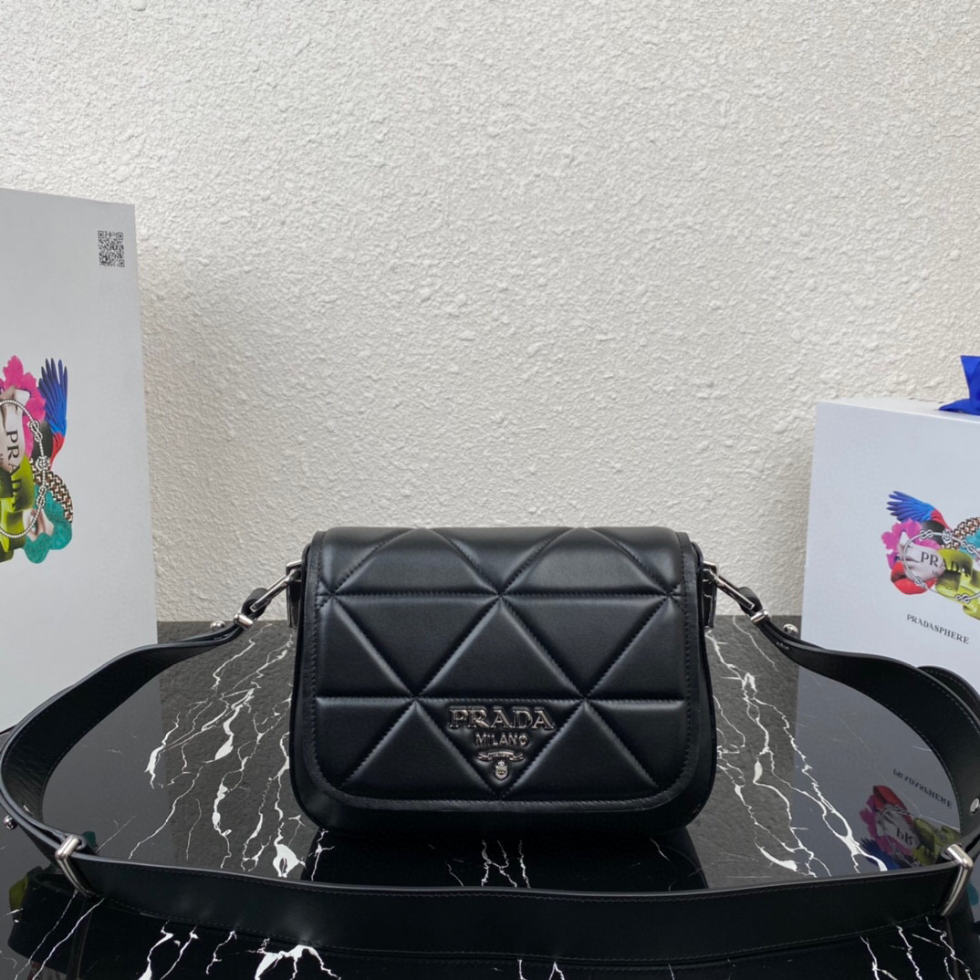 프라다 여자가방 1BD283