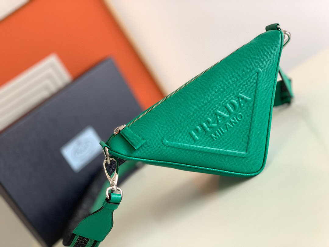 프라다 남자가방 2VH155