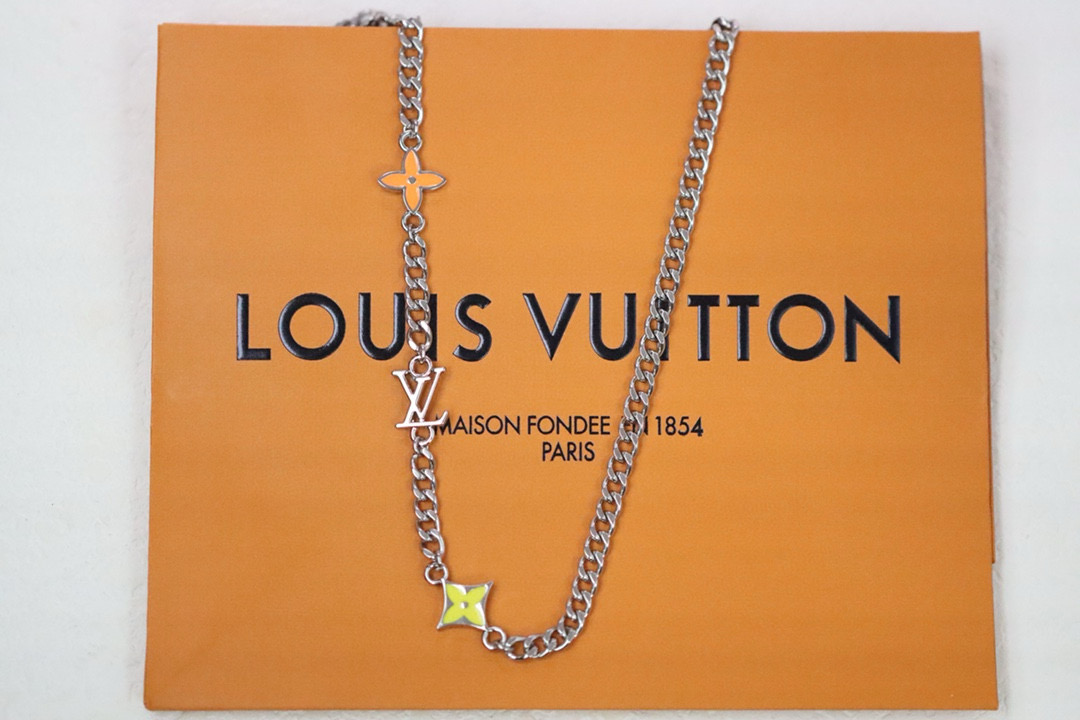 루이비통 목걸이