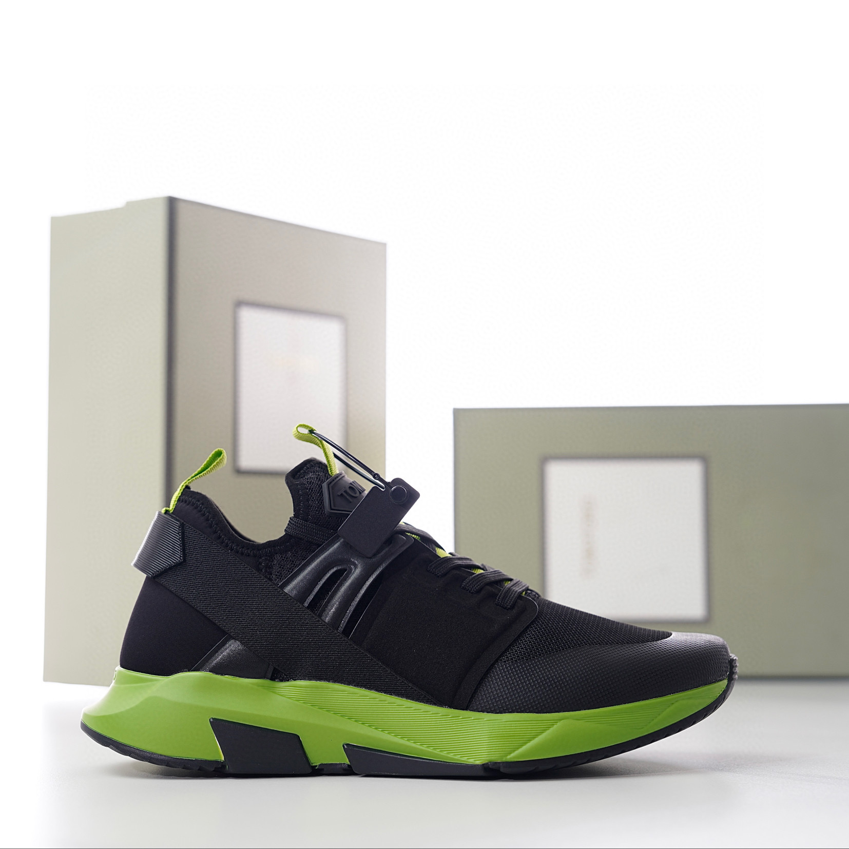 톰브라운 남자 신발 운동화 스니커즈