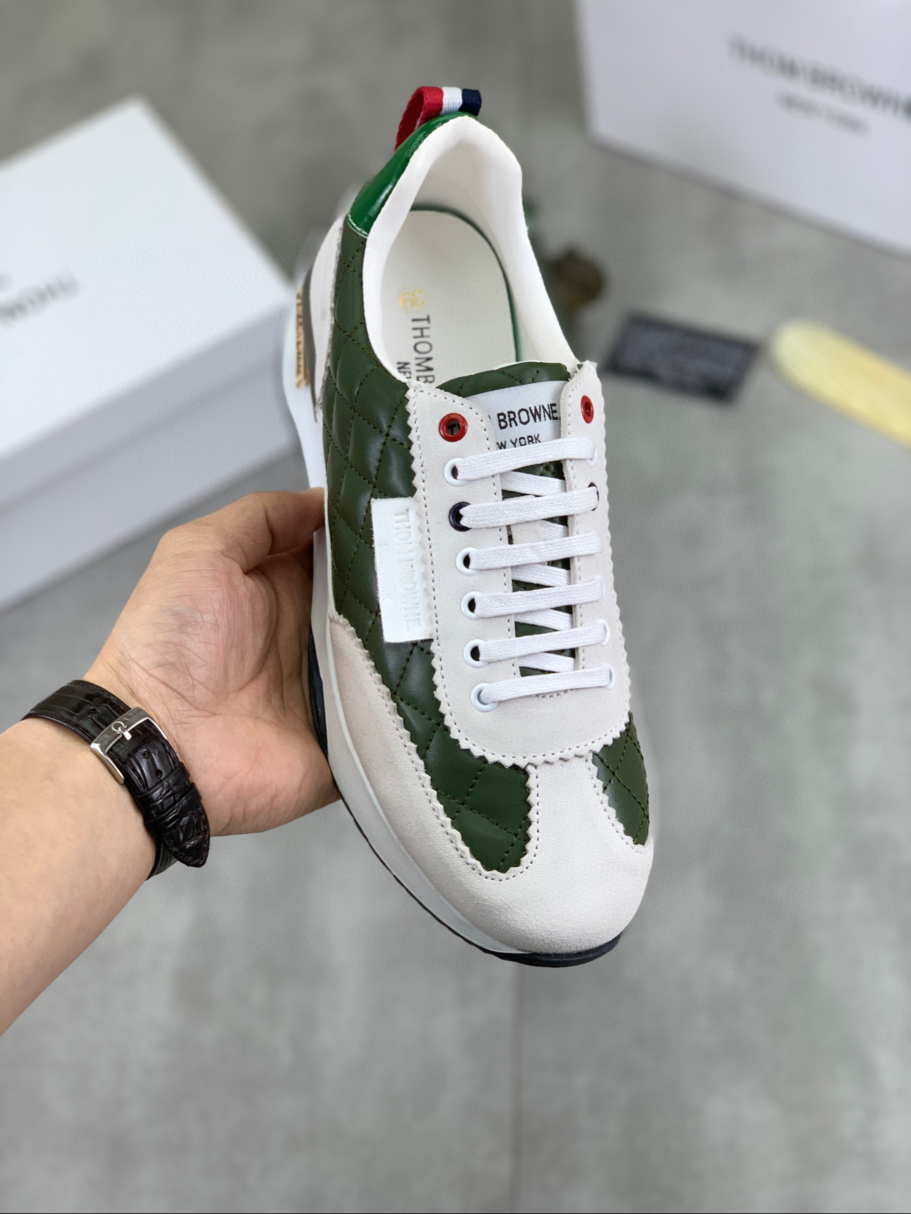 톰브라운 남자 신발 운동화 스니커즈