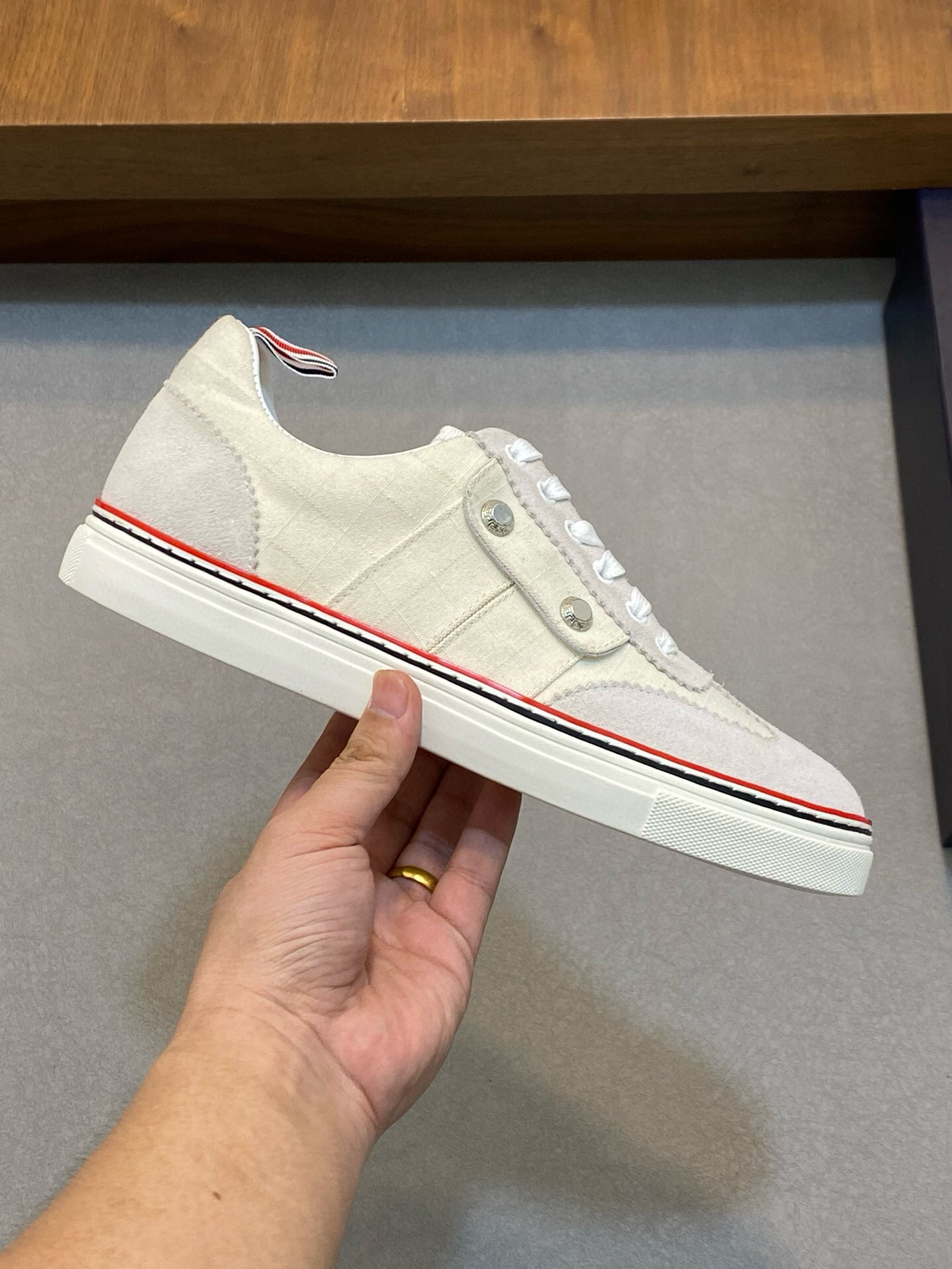 톰브라운 남자 신발 운동화 스니커즈