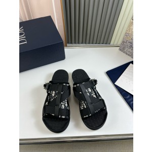 디올 남자 슬리퍼