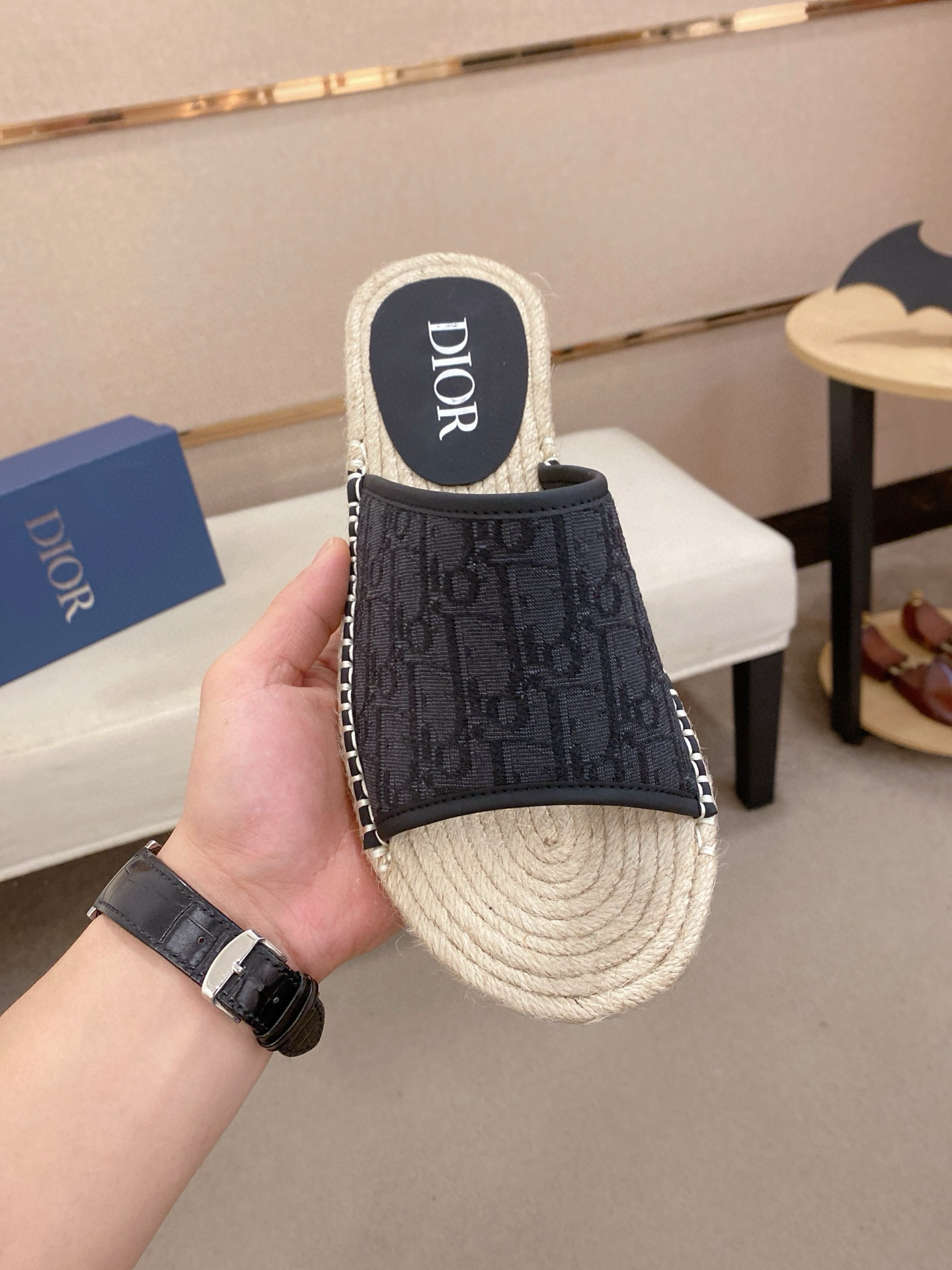 디올 남자 슬리퍼