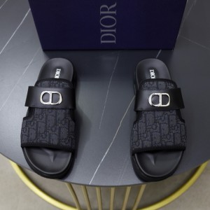 디올 남자 슬리퍼