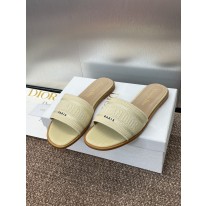 디올 여자 슬리퍼