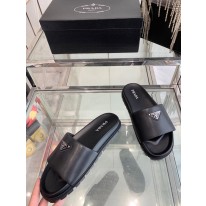 프라다 남자 슬리퍼