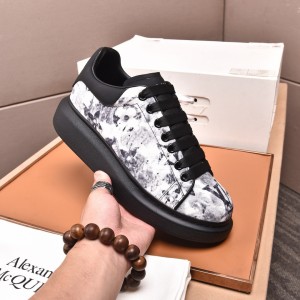 알렉산더 맥퀸 남녀공용 신발 운동화 스니커즈