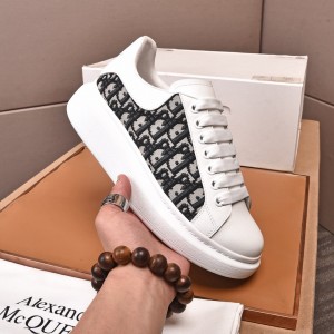 알렉산더 맥퀸 남녀공용 신발 운동화 스니커즈