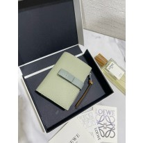 로에베 여자 반지갑