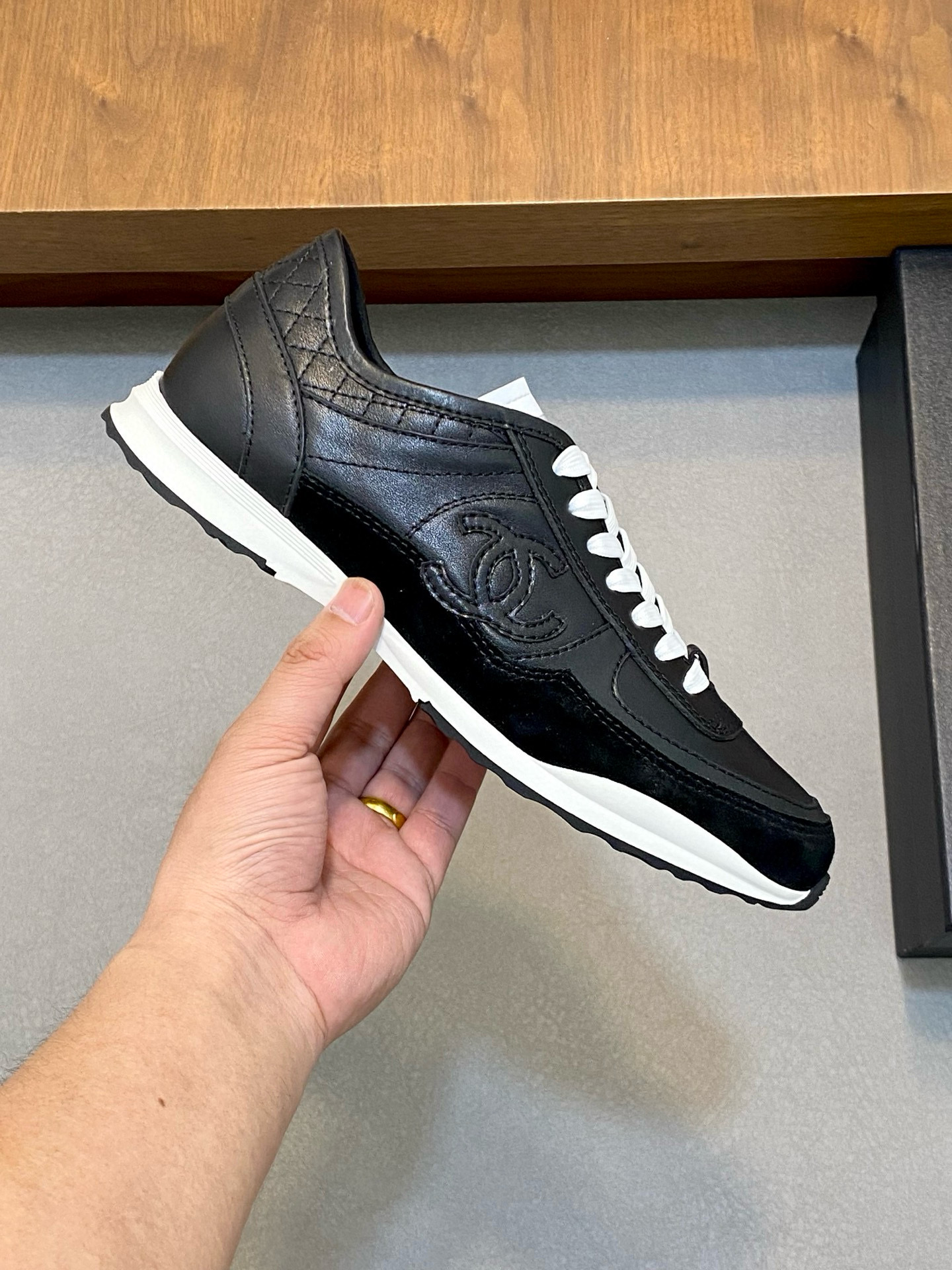 샤넬 남자 신발 운동화 스니커즈