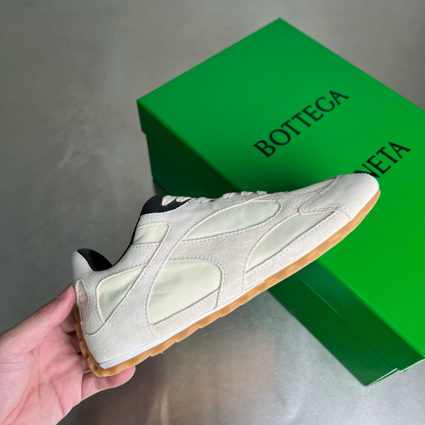 보테가베네타 남녀공용 신발 운동화 스니커즈