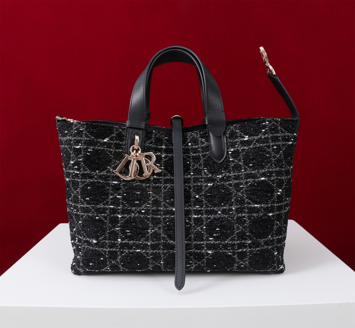 디올 토트백 여자가방