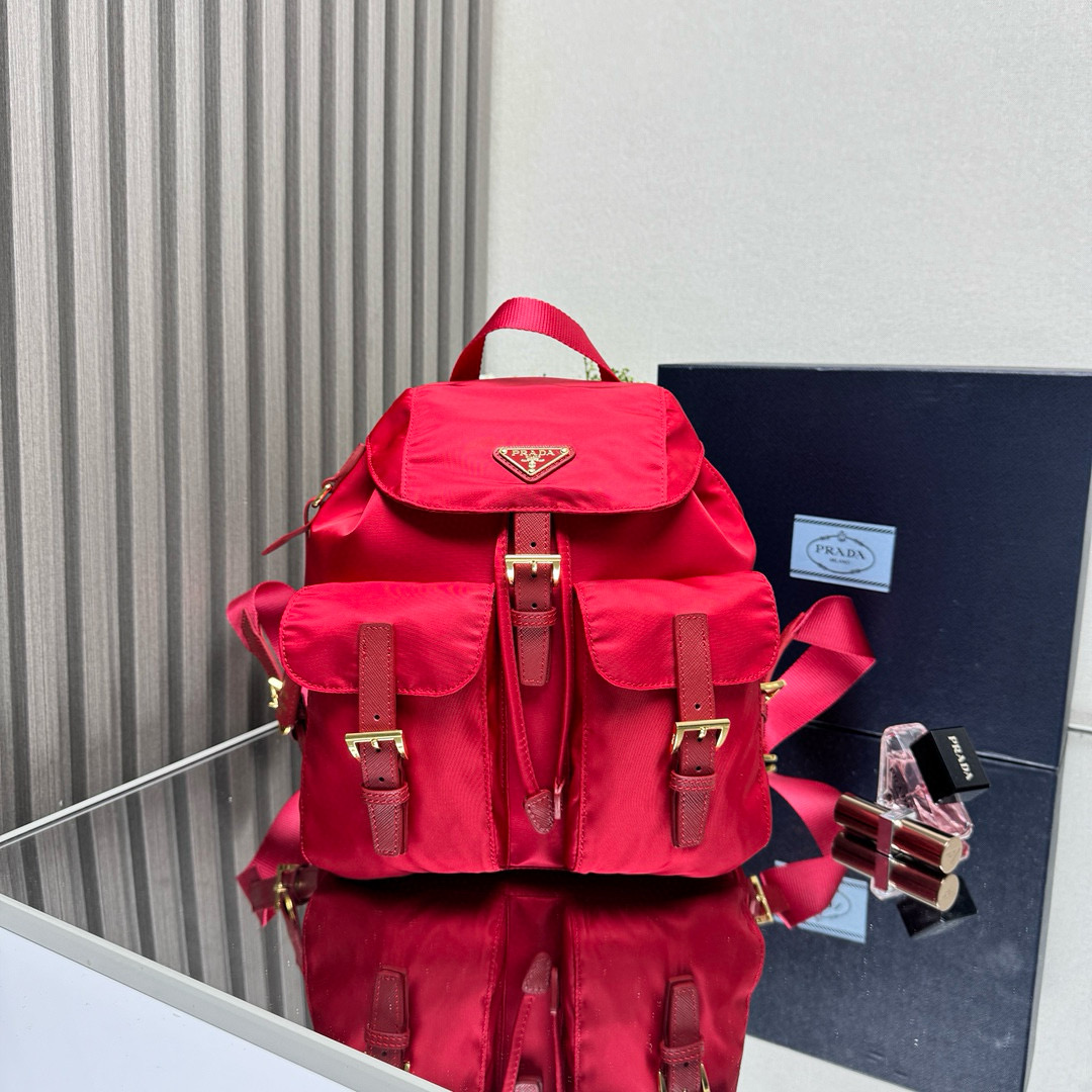 프라다 1BZ677 백팩