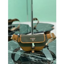 프라다 2vh176 벨트백 힙색 슬링백 허리가방