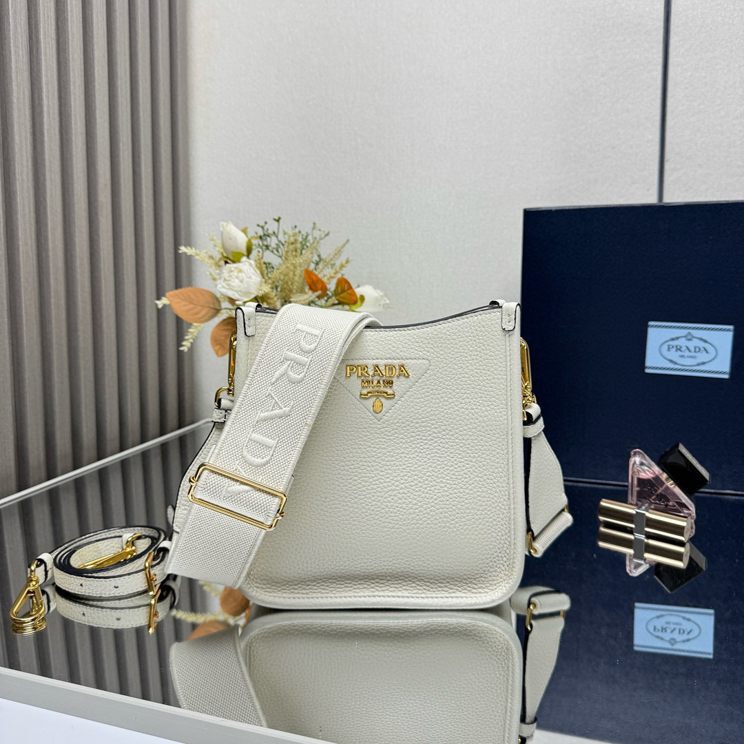 프라다 1BH191 여자가방