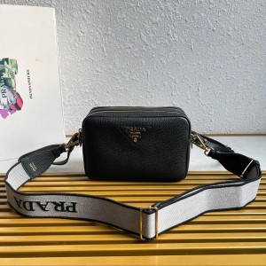 프라다 1BH082 여자가방