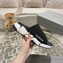 발렌시아가 남녀공용 슬리퍼