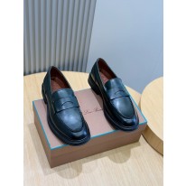 로로피아나 남자 구두