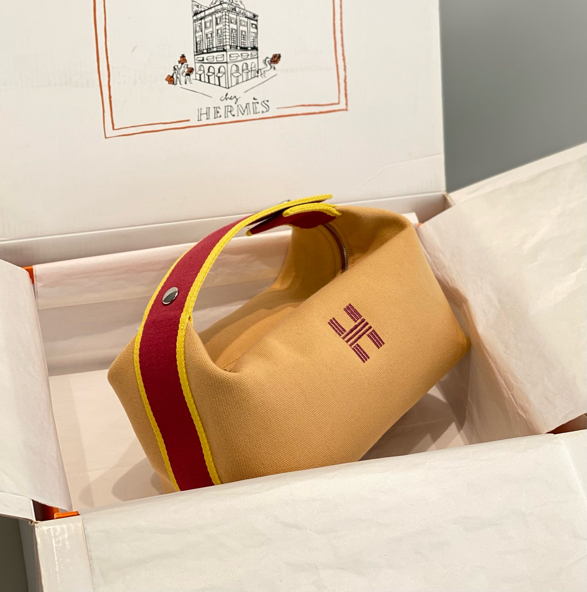 에르메스 브리드 어 브랙 파우치가방