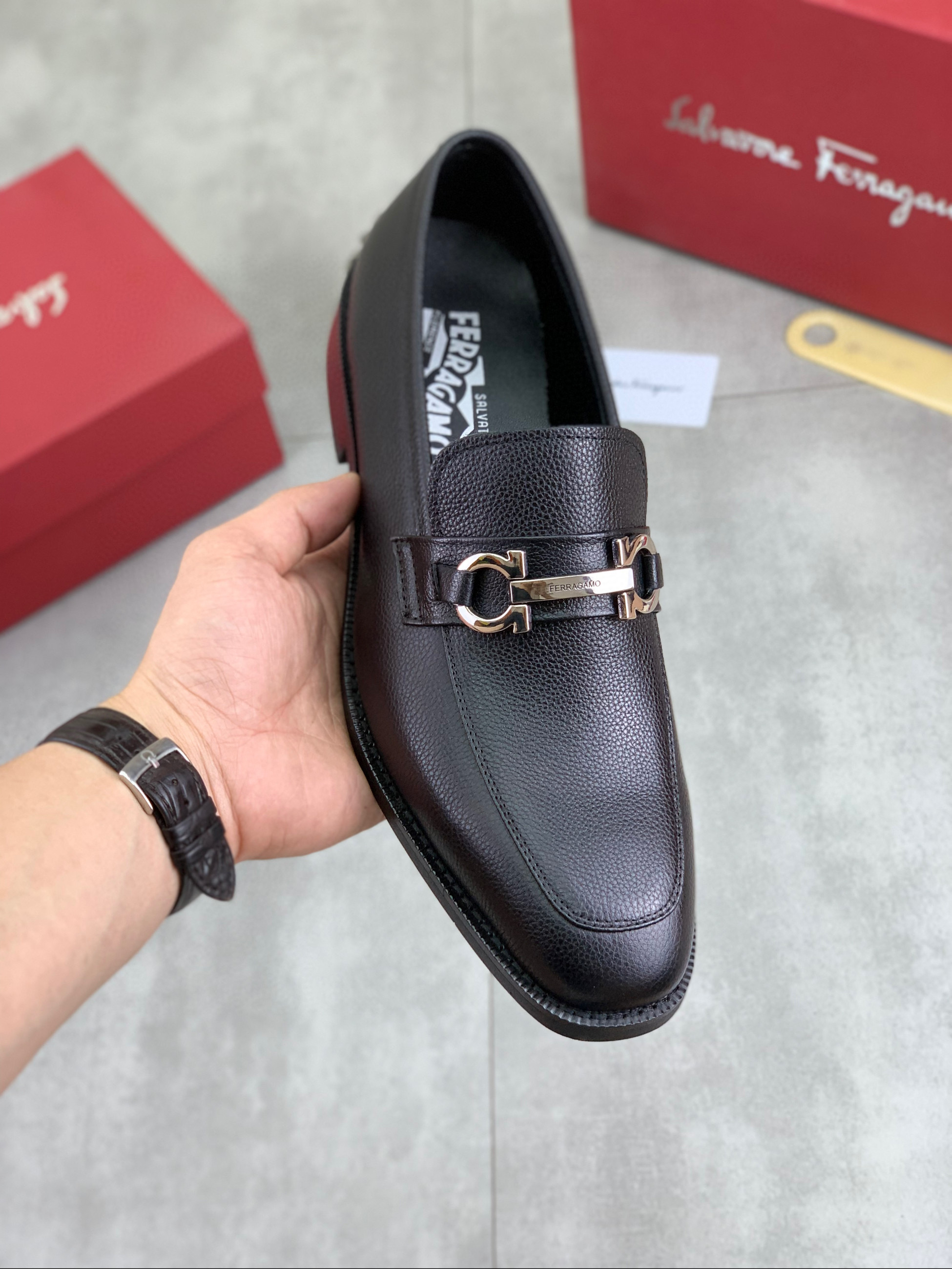 페라가모 남자 구두
