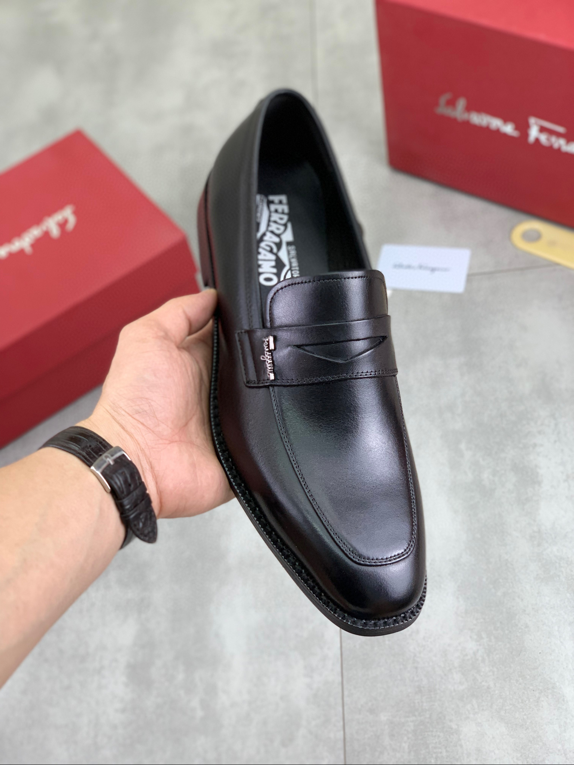 페라가모 남자 구두