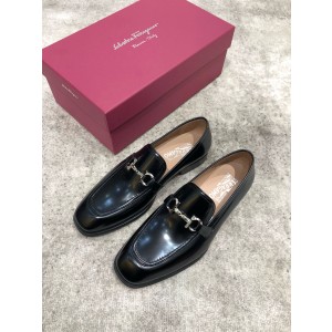 페라가모 남자 구두