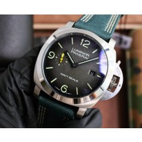 파네라이 남자 미러급 시계