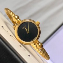 구찌 여자 시계