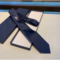디올 넥타이