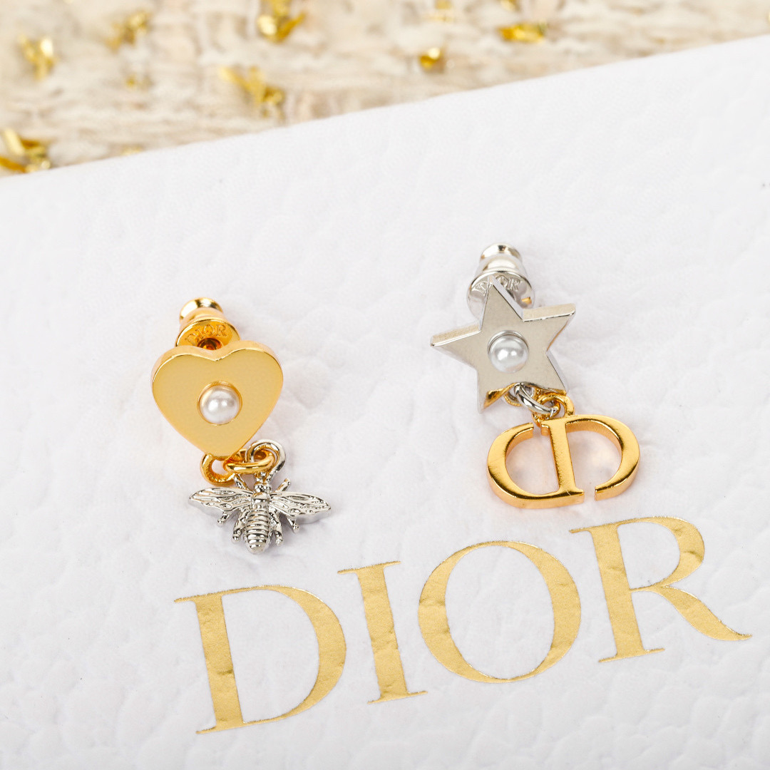 디올 귀걸이