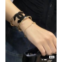 샤넬 팔찌