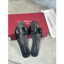 페라가모 여자 슬리퍼