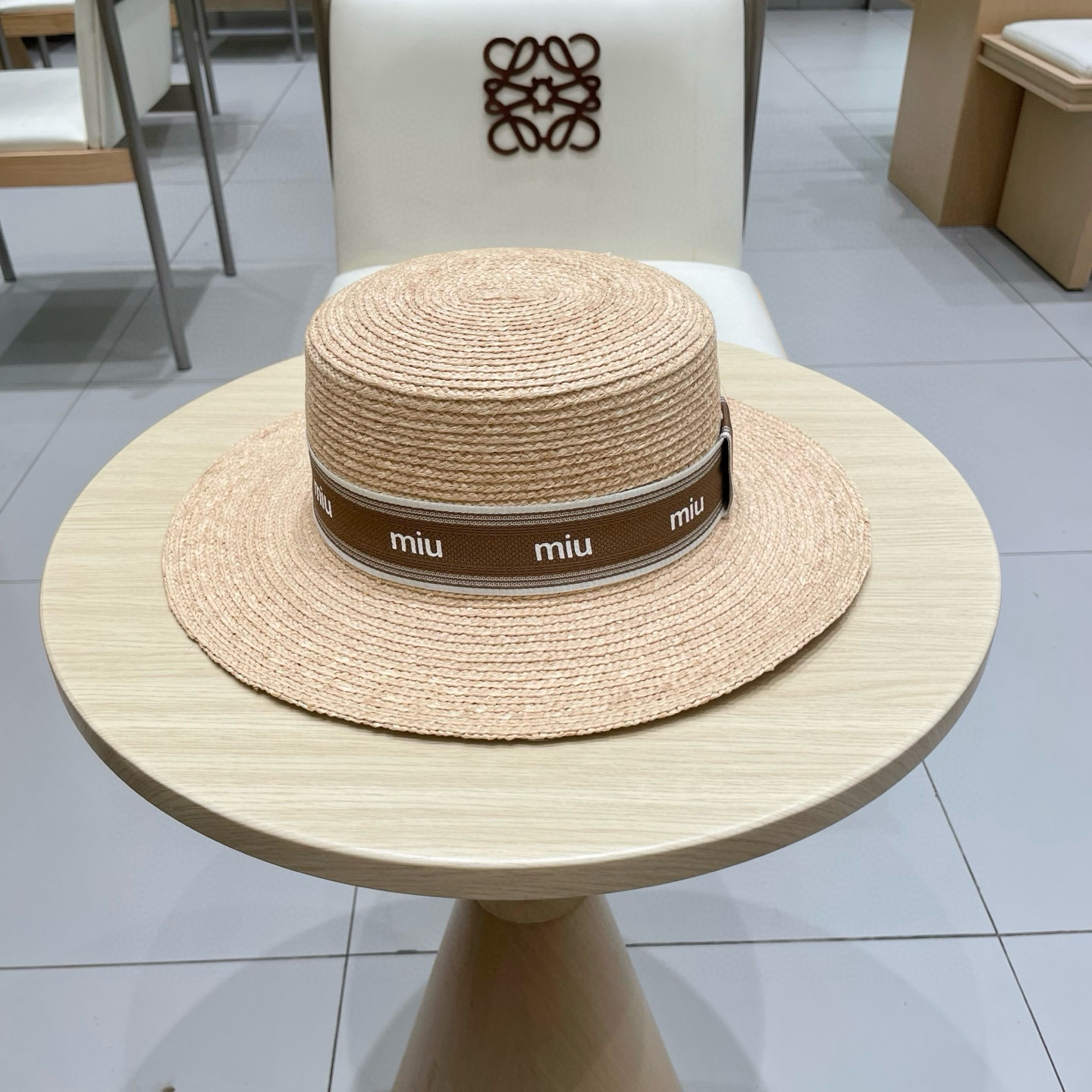 미우미우 모자