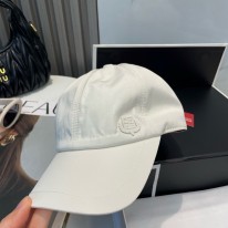 로로피아나 모자