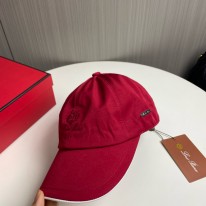 로로피아나 모자