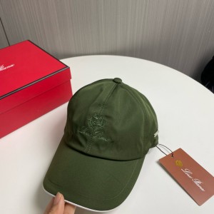 로로피아나 모자