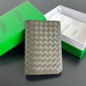 보테가베네타 817398 여권지갑