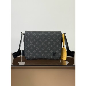 루이비통 M46255 남자가방