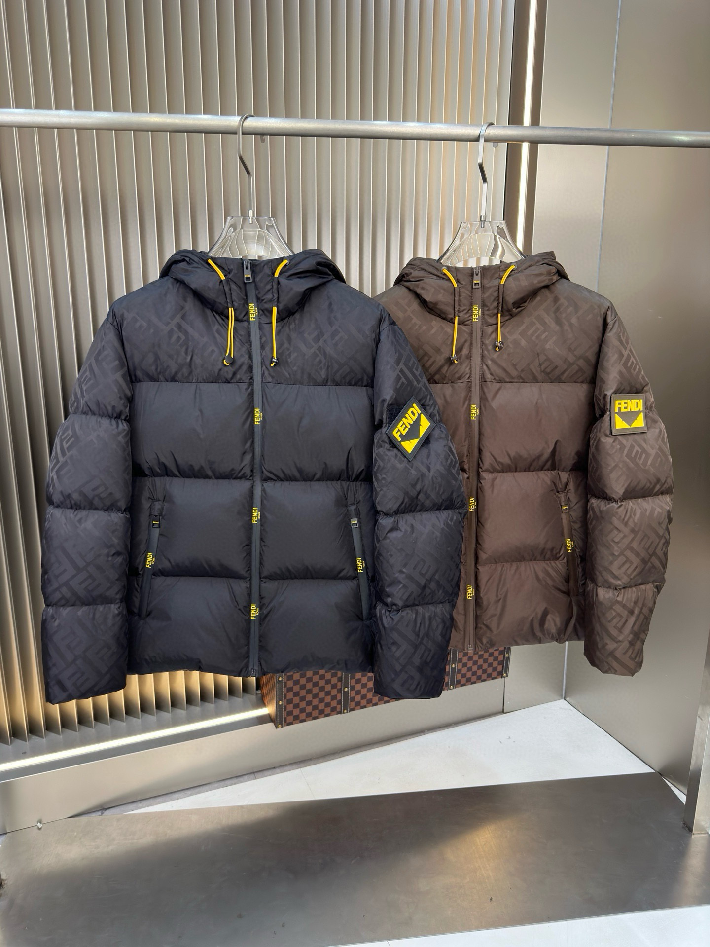 펜디 남자 패딩