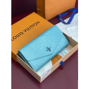 루이비통 M12172 여자 장지갑