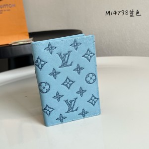 루이비통 M14798 여권지갑