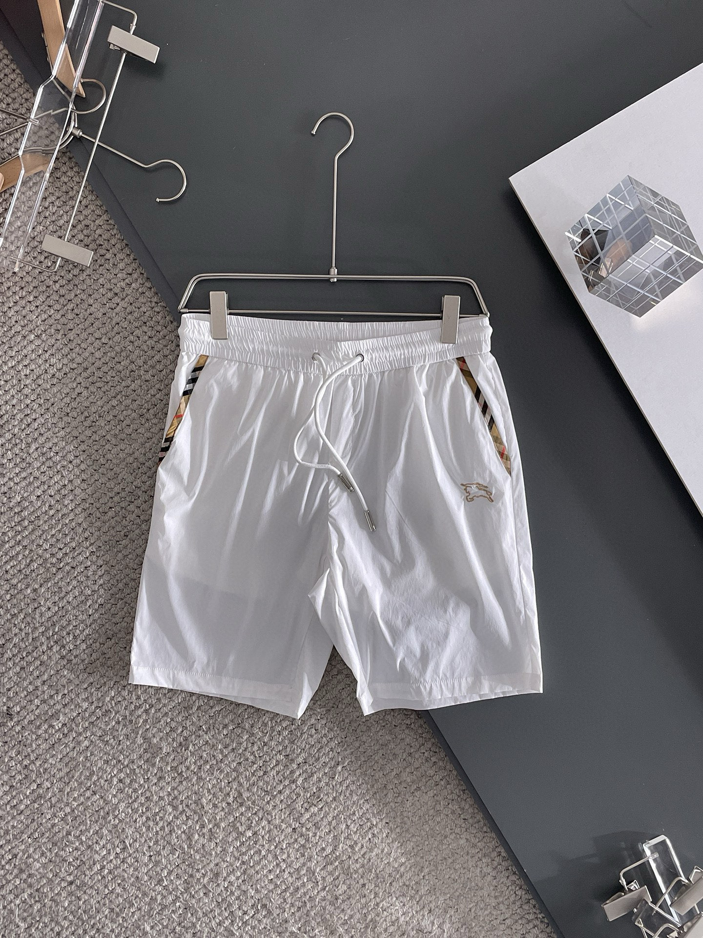 버버리 남자 반바지