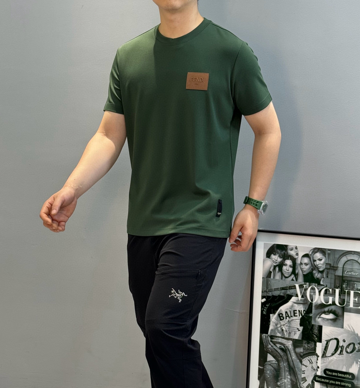 펜디 남자 반팔티