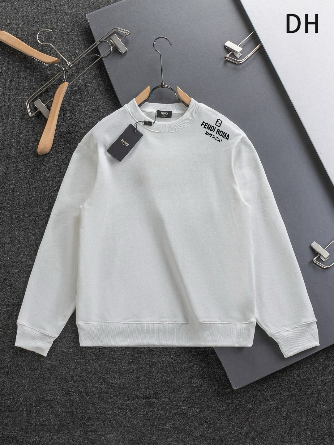 펜디 남자 맨투맨 2컬러