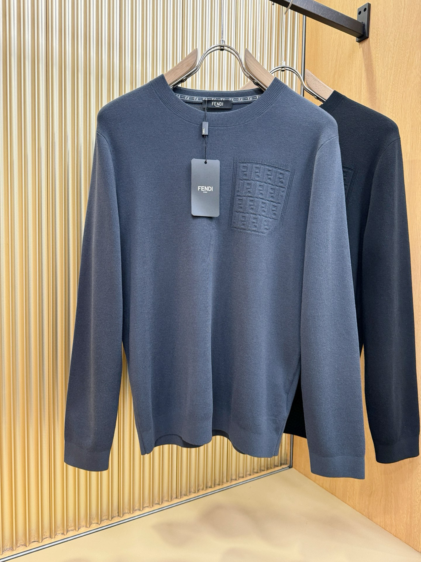 펜디 남자 니트