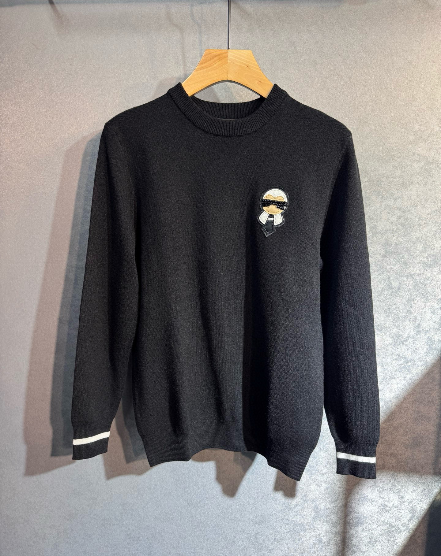 펜디 남자 니트