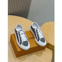 루이비통 남녀공용 신발 운동화 스니커즈