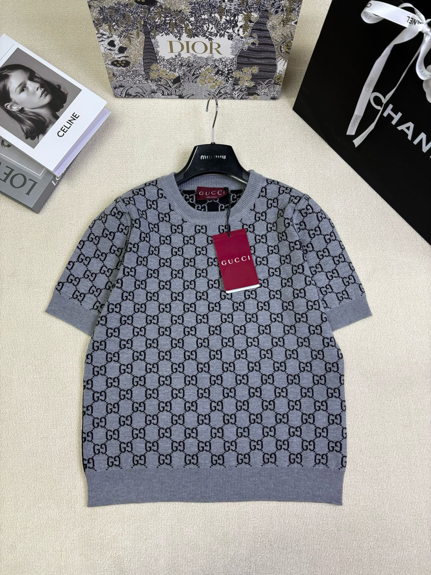 구찌 여자 반팔티