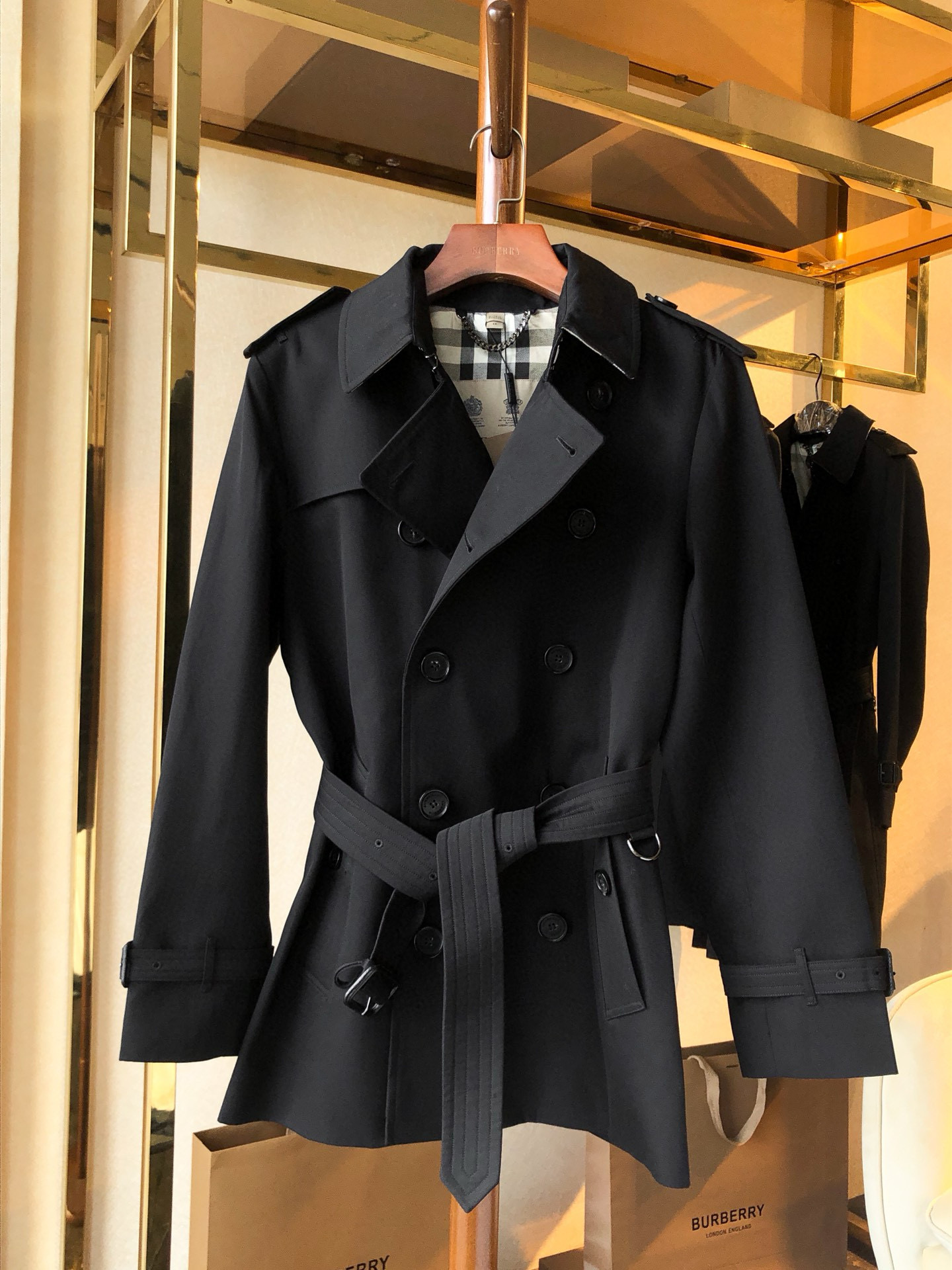 버버리 스몰기장 남자 코트